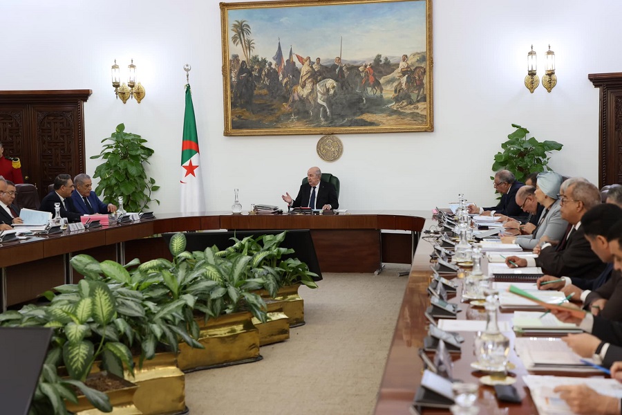 مجلس الوزراء