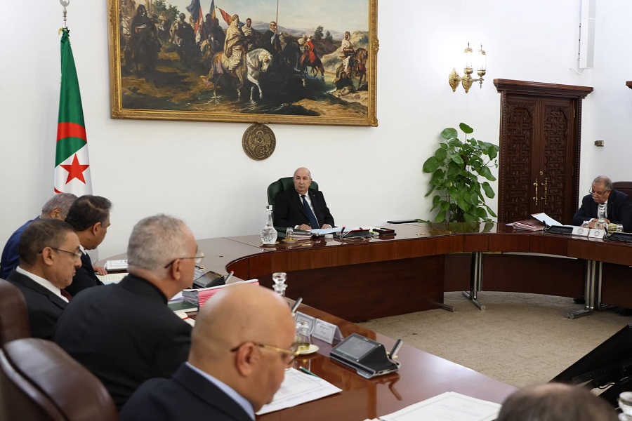 مجلس الوزراء