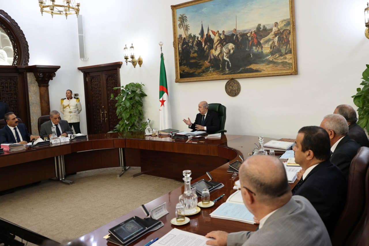 مجلس الوزراء