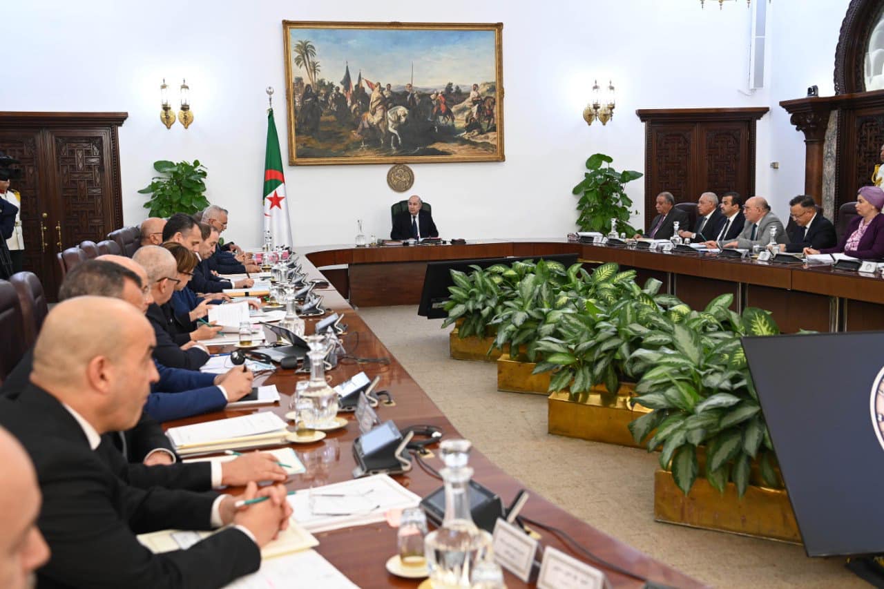 مجلس الوزراء