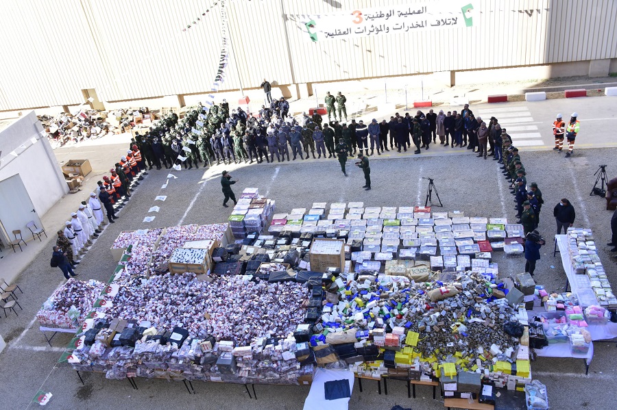 الجيش اتلاف مخدرات 03