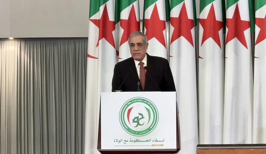 الوزير الأول نذير العرباوي