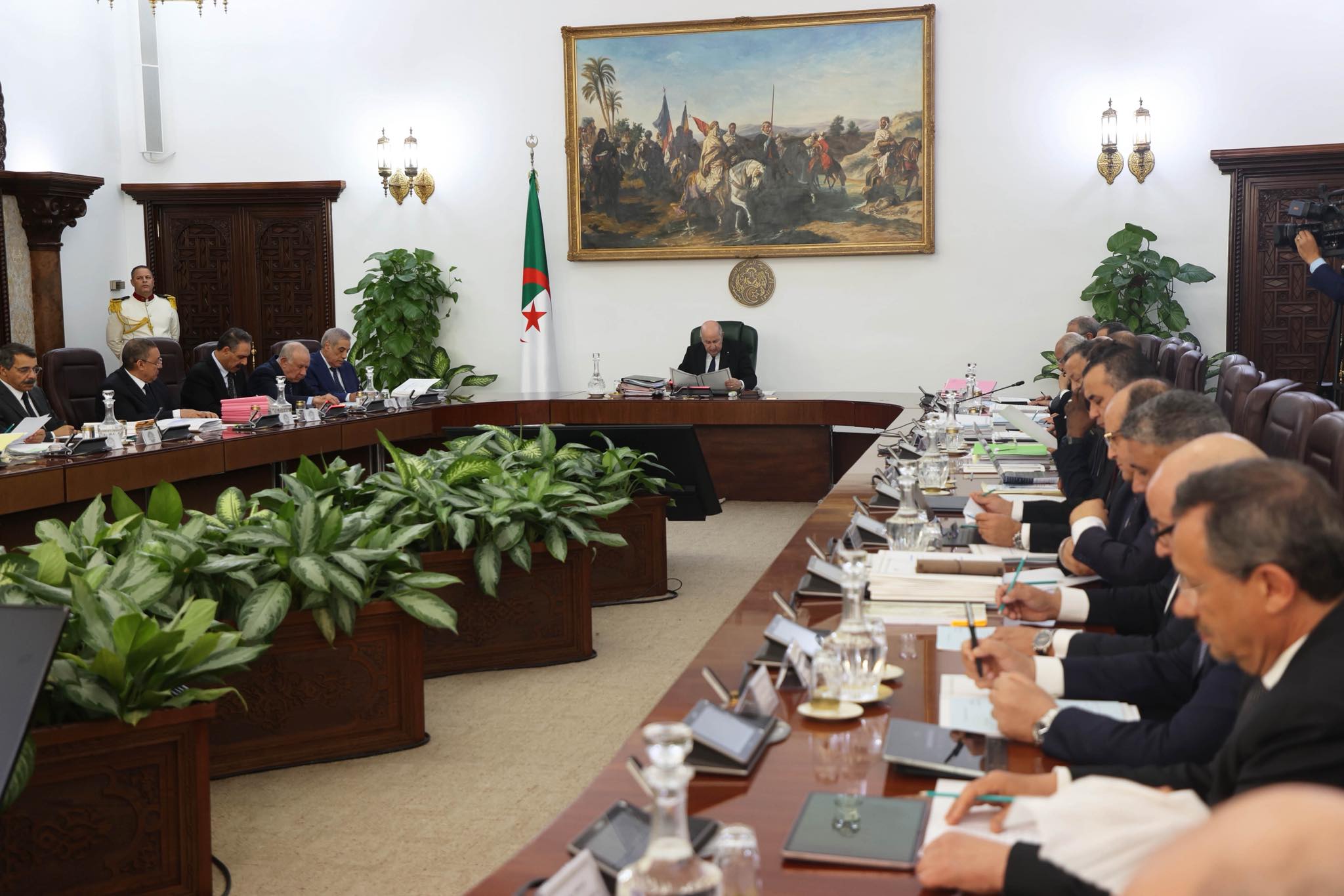 مجلس الوزراء عبد المجيد تبون