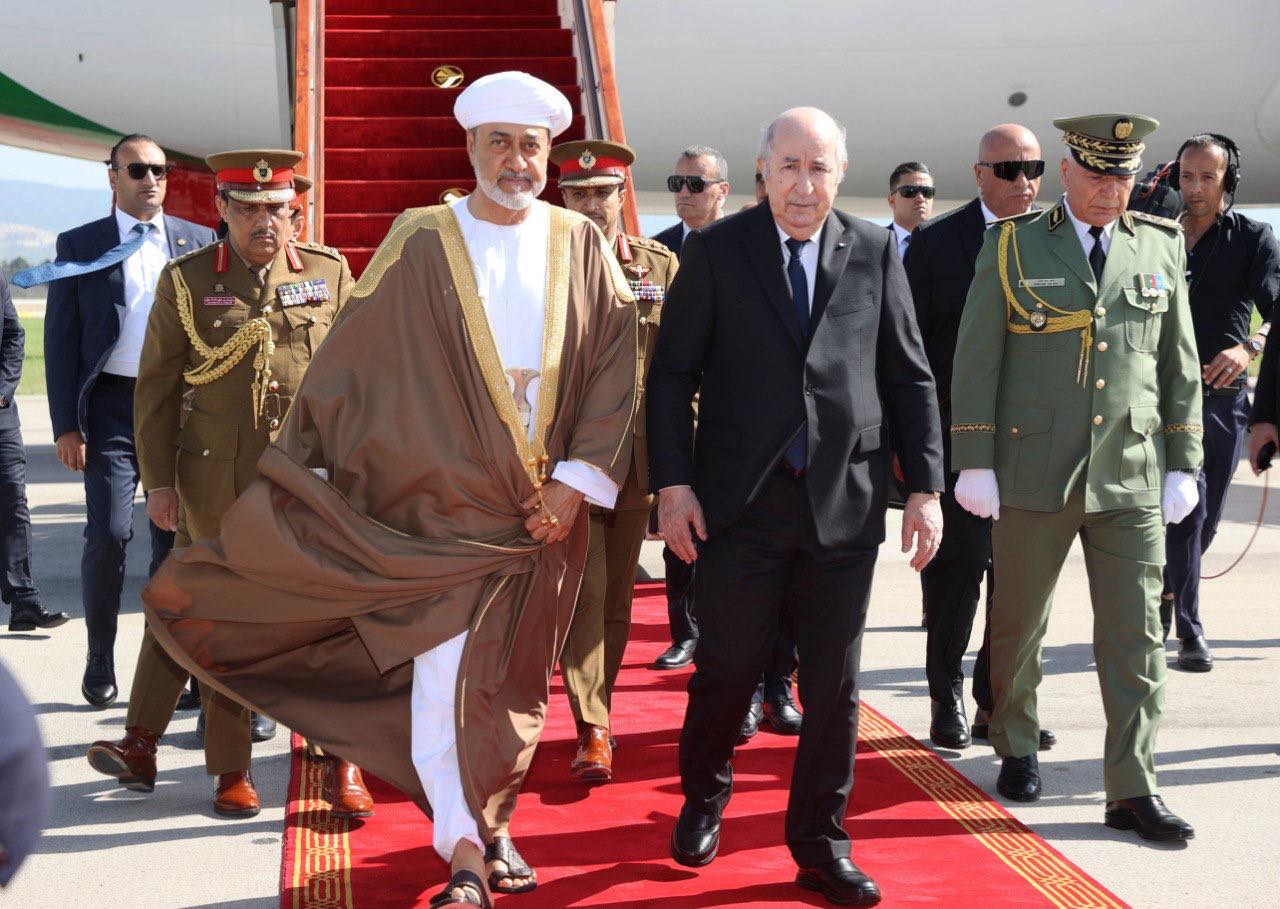زيارة سلطان عمان الجزائر