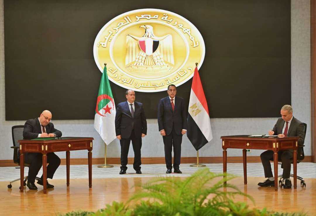الجزائر مصر الوزير الأول