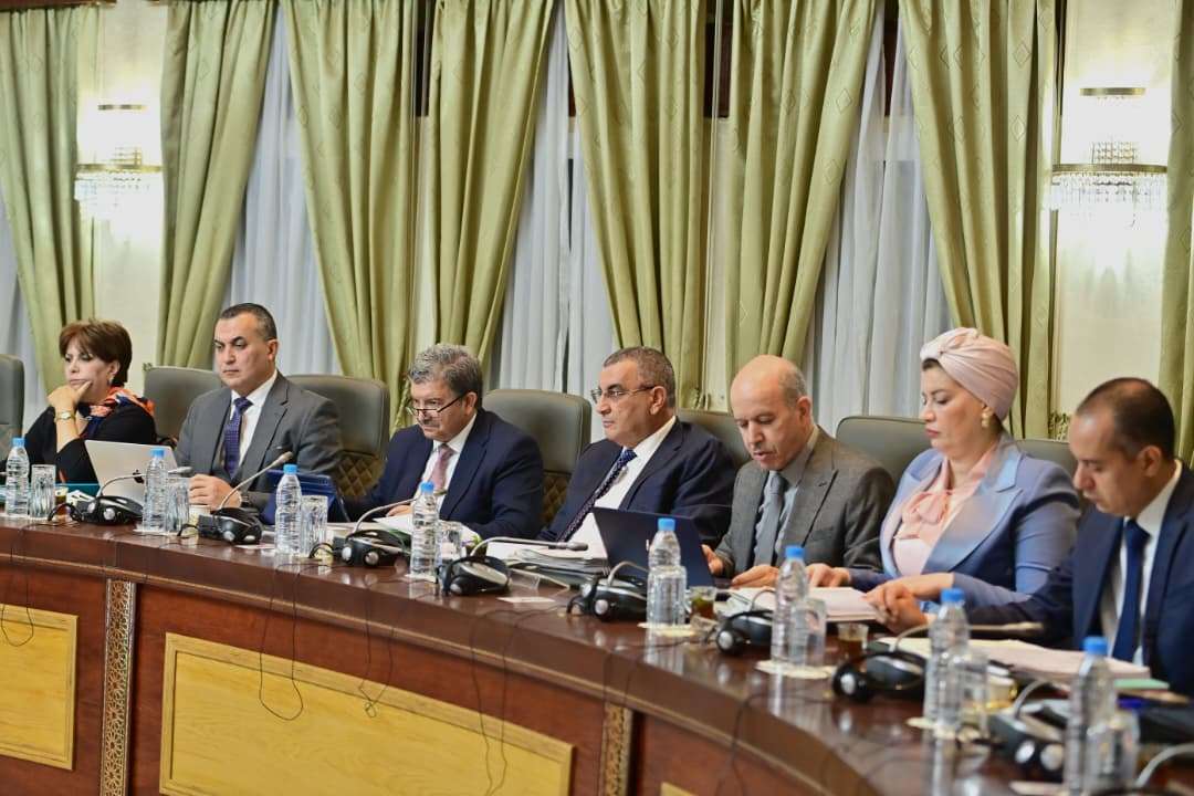 الوزير الأول سيفي غريب اجتماع الحكومة