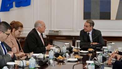 وزير الخارجية أحمد عطاف اليونان