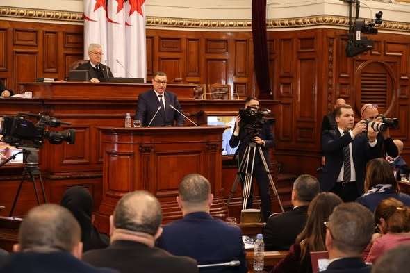 وزير الداخلية مجلس الأمة