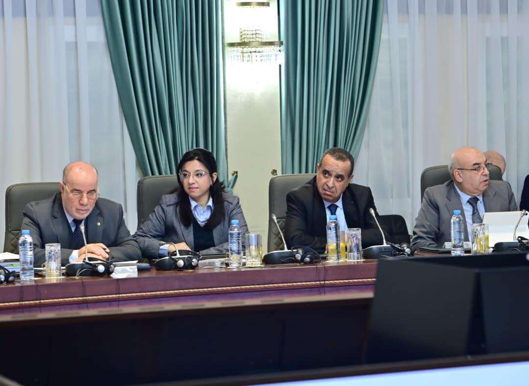 الوزير الأول سيفي غريب اجتماع الحكومة