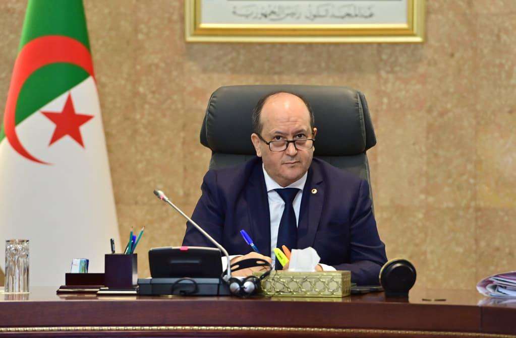 الوزير الأول سيفي غريب اجتماع الحكومة