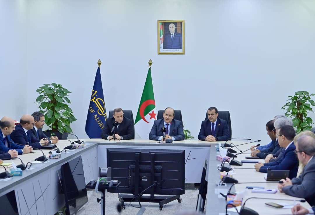 الوزير الأول بنك الجزائر