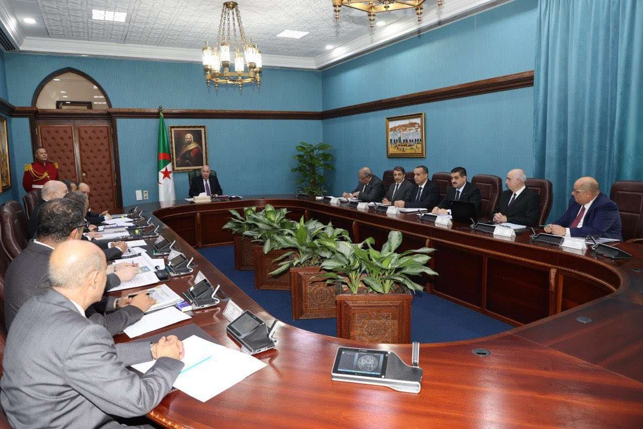 عبد المجيد تبون