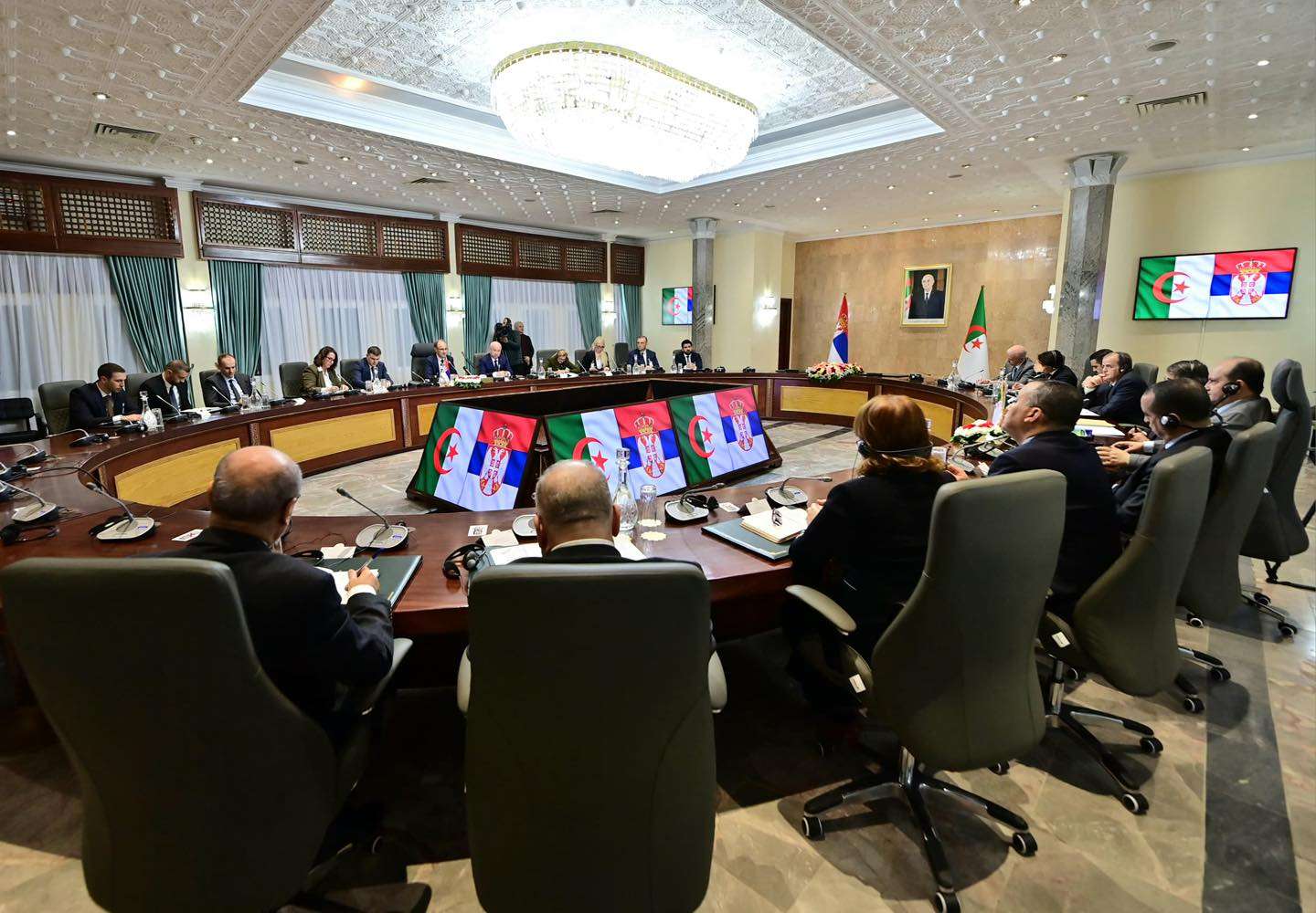الوزير الأول الجزائر صربيا