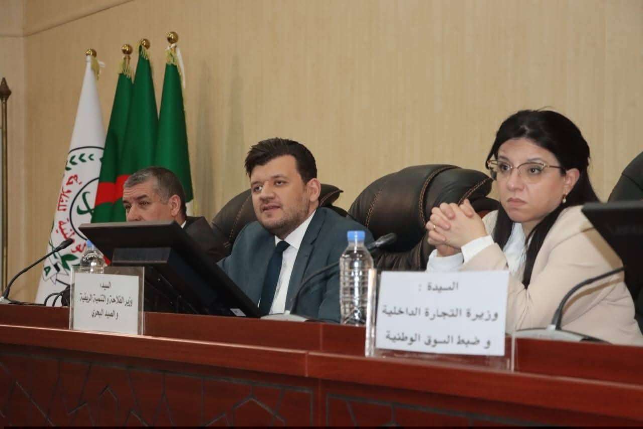 وزيرة التجارة الداخلية