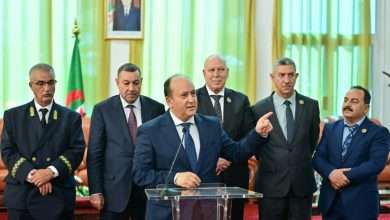 الوزير الأول سيفي غريب باتنة