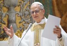 بابا الفاتيكان ليو الرابع عشر