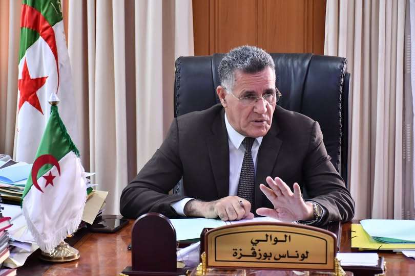 لوناس بوزقزة وزير الري