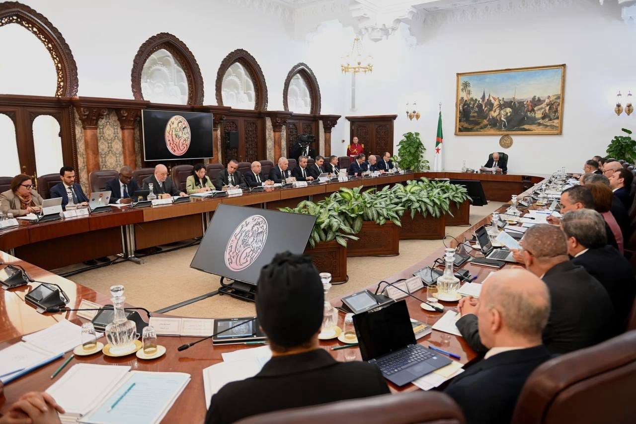 مجلس الوزراء عبد المجيد تبون
