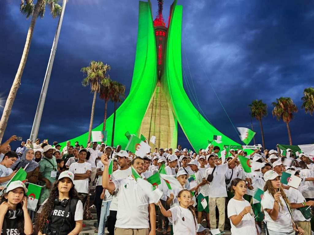 وزارة الشباب أبناء الجالية مقام الشهيد
