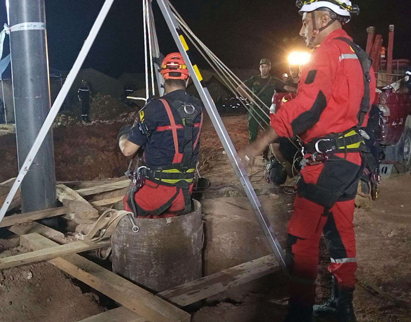 الطفل أيوب البيض الحماية المدنية