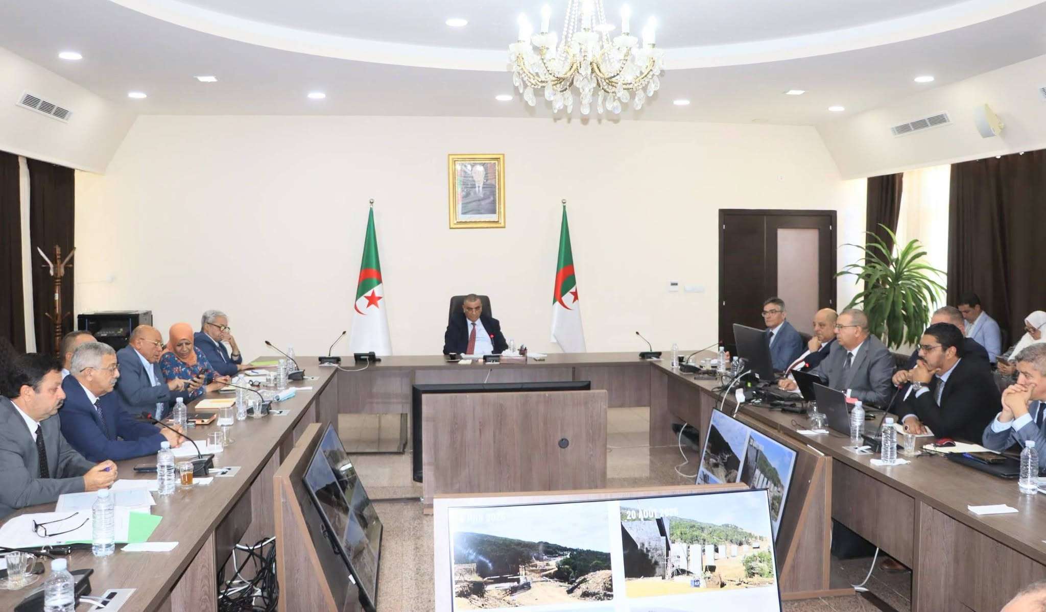 وزير الأشغال العمومية والمنشآت القاعدية، عبد القادر جلاوي