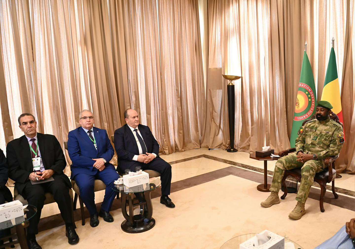 الوزير الأول سيفي غريب مالي