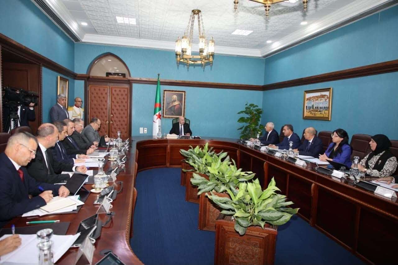عبد المجيد تبون