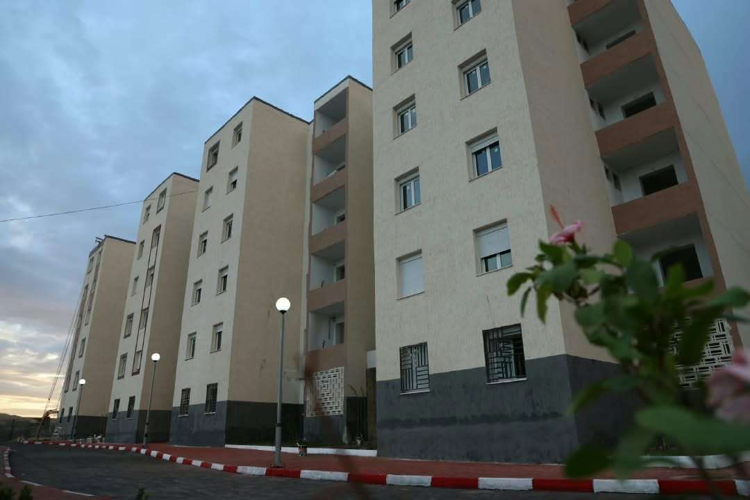 وزير السكن عدل 3