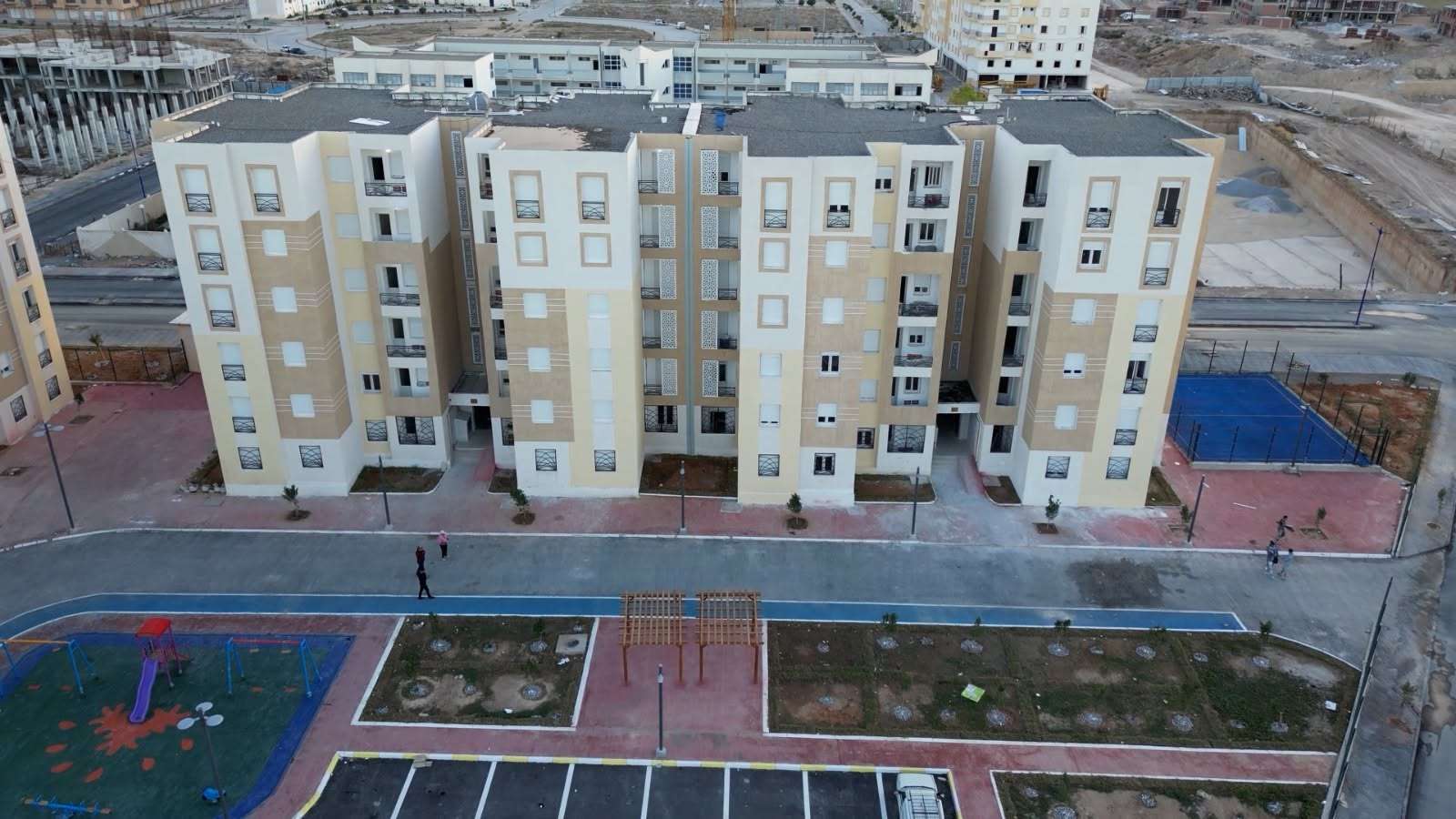 وزير السكن عدل 3