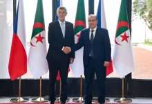 الجزائر والتشيك الوزير الأول